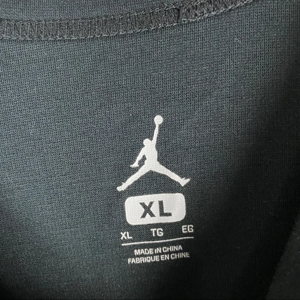 Air Jordan Shirt Mens Size XL
